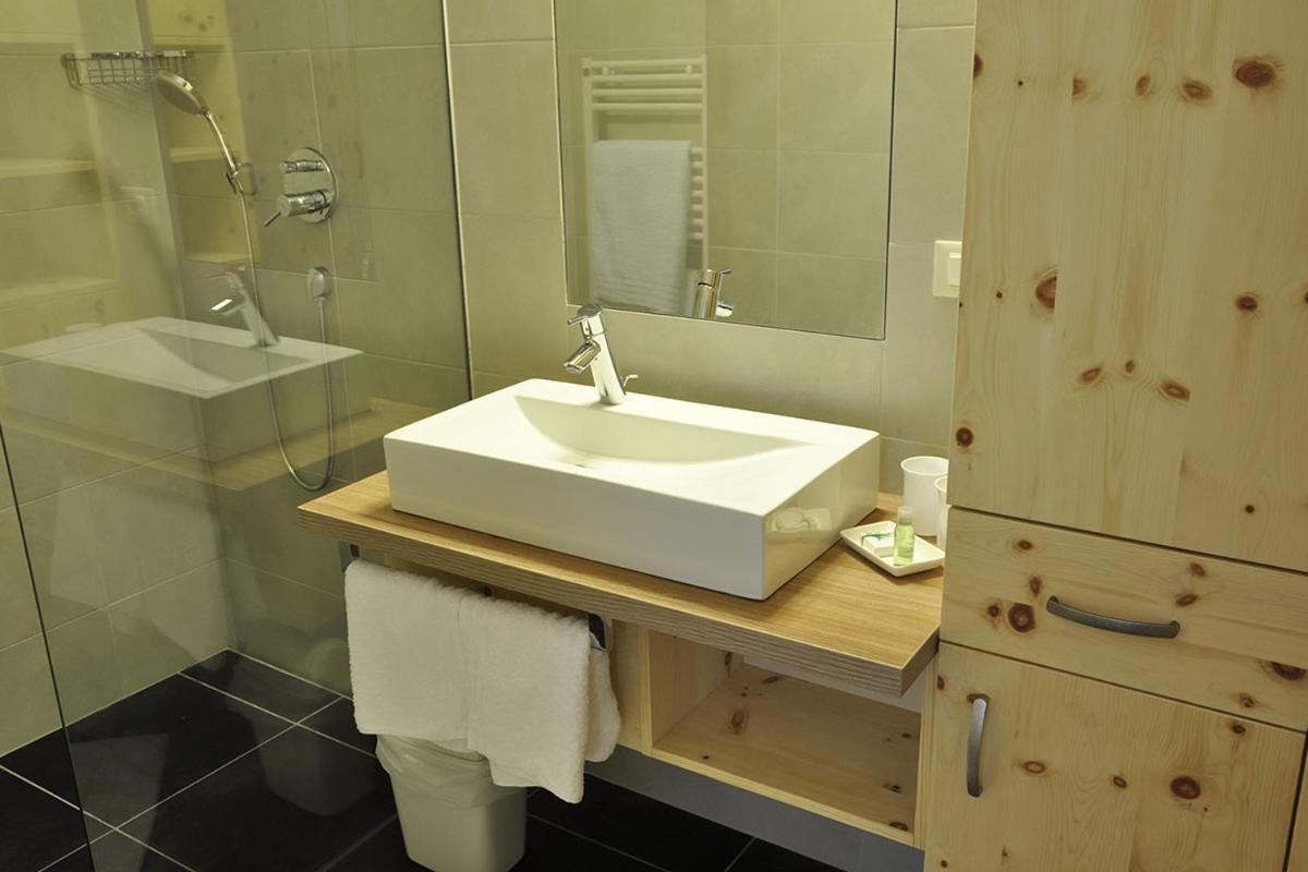 Hotel Pine Tires Δωμάτιο φωτογραφία