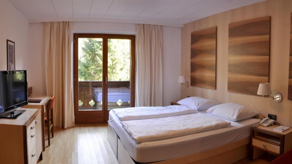 Hotel Pine Tires Δωμάτιο φωτογραφία