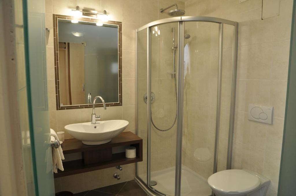Hotel Pine Tires Δωμάτιο φωτογραφία