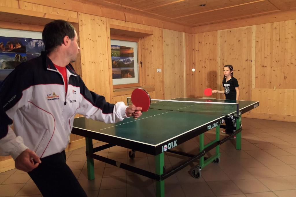 Hotel Pine Tires Εξωτερικό φωτογραφία