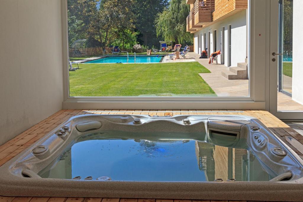 Hotel Pine Tires Εξωτερικό φωτογραφία